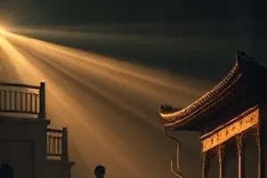 横版剧照：老放映机投射出的一束光穿过夏日午后
